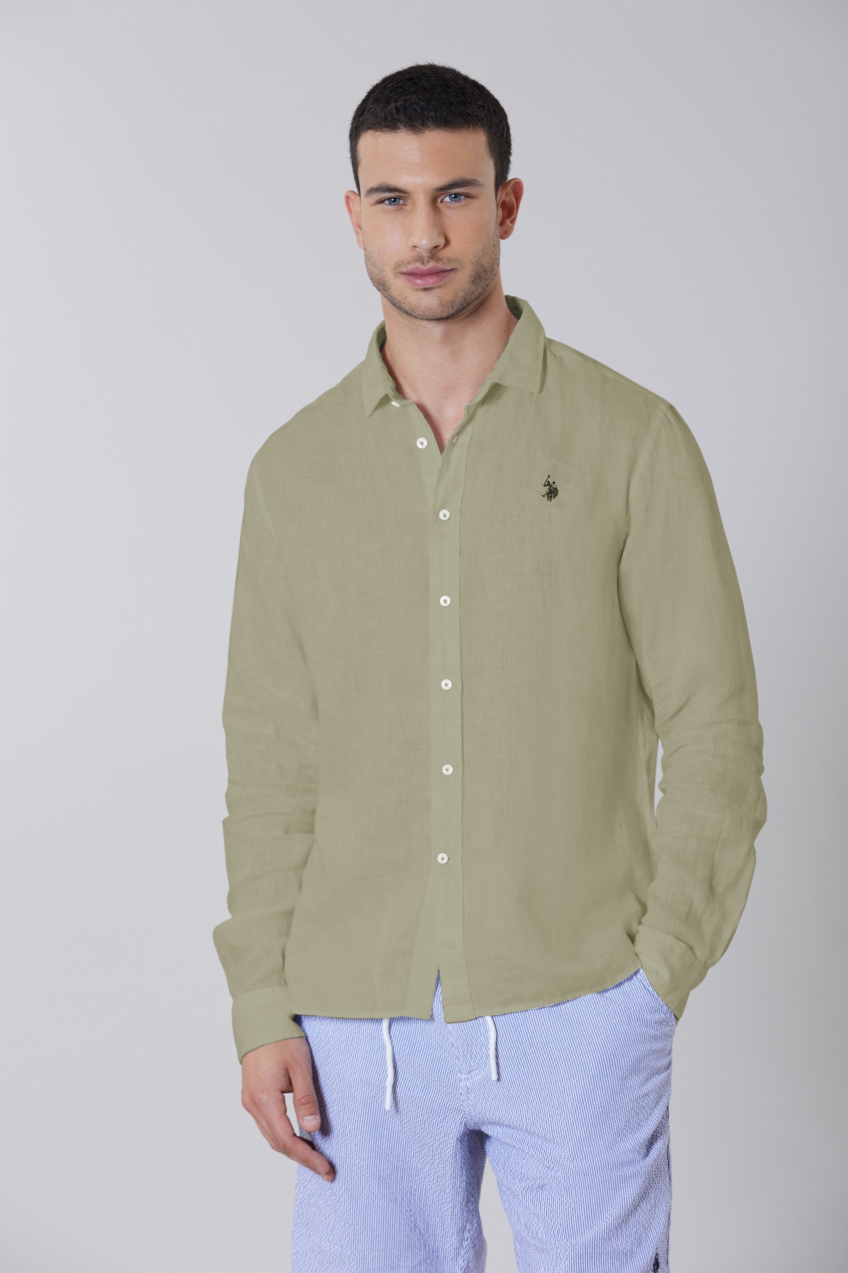 Camicia in lino chambray slim fit con logo