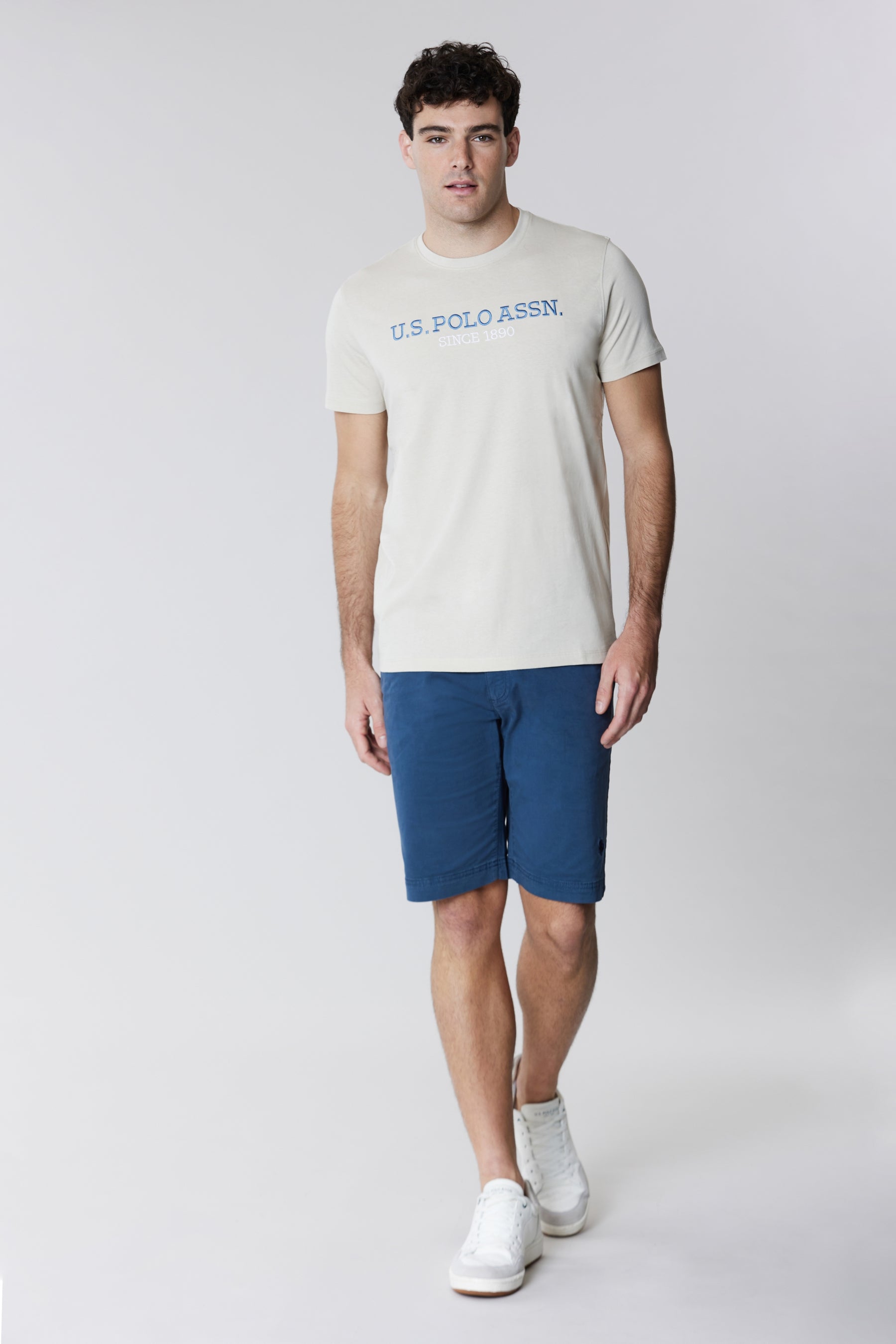 T-shirt in cotone jersey con ricamo frontale