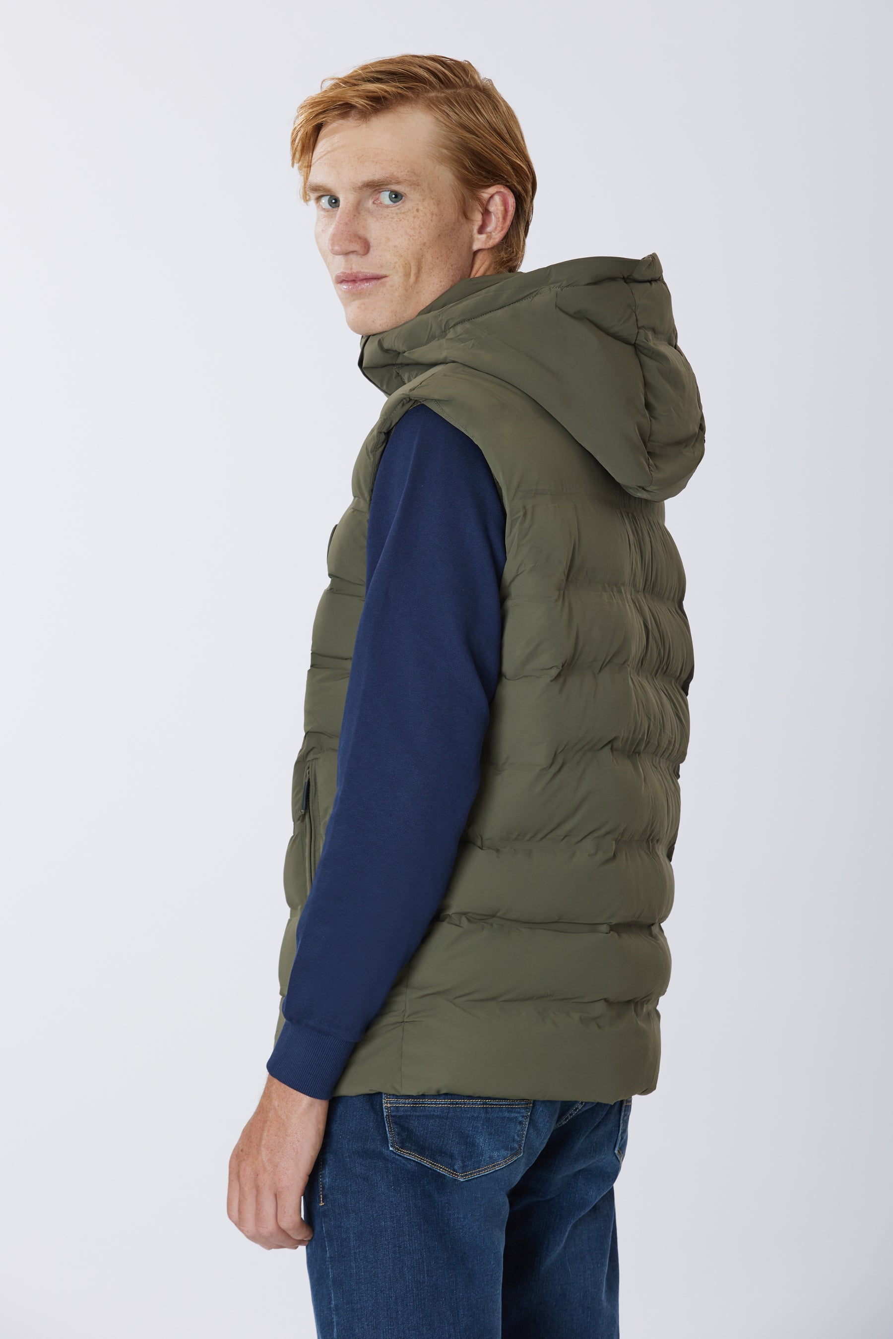 Gilet stretch nylon con cappuccio